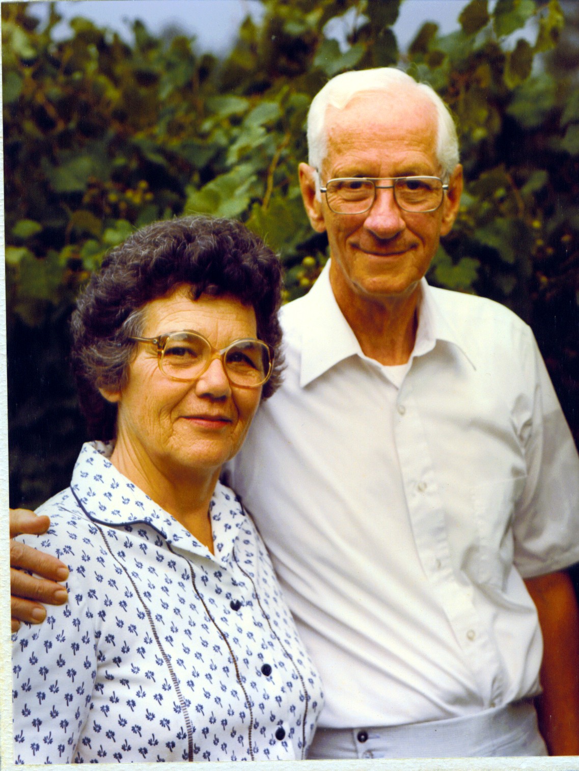 LoydandLouisePortraitinGrapes.jpg